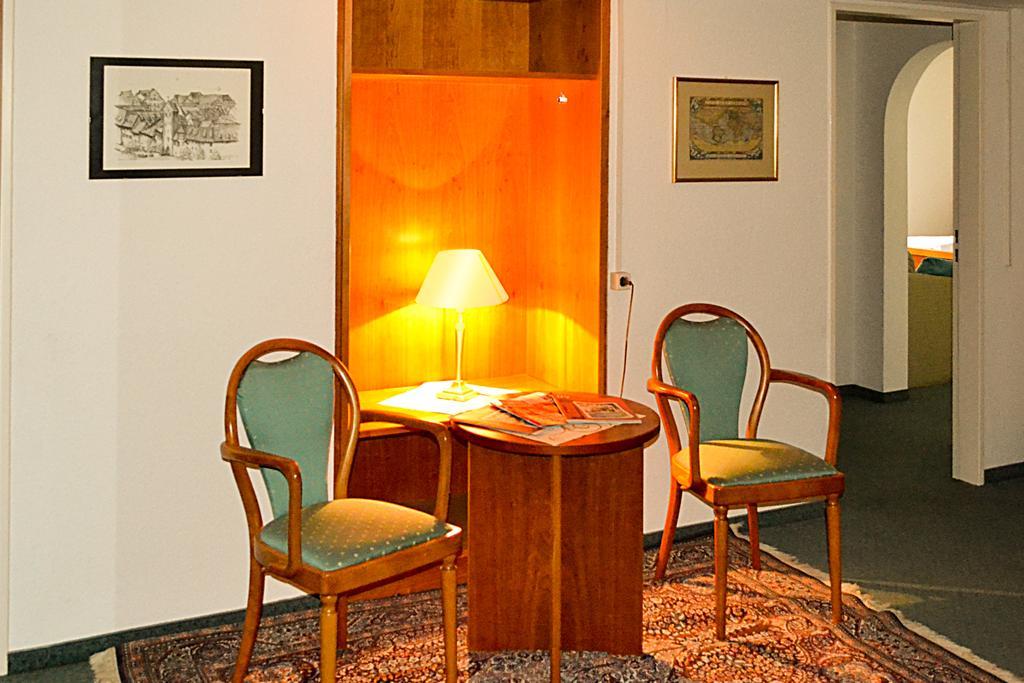 Kuner Weitzel Landgasthof Frohe Einkehr Gbr Merzhausen Room photo